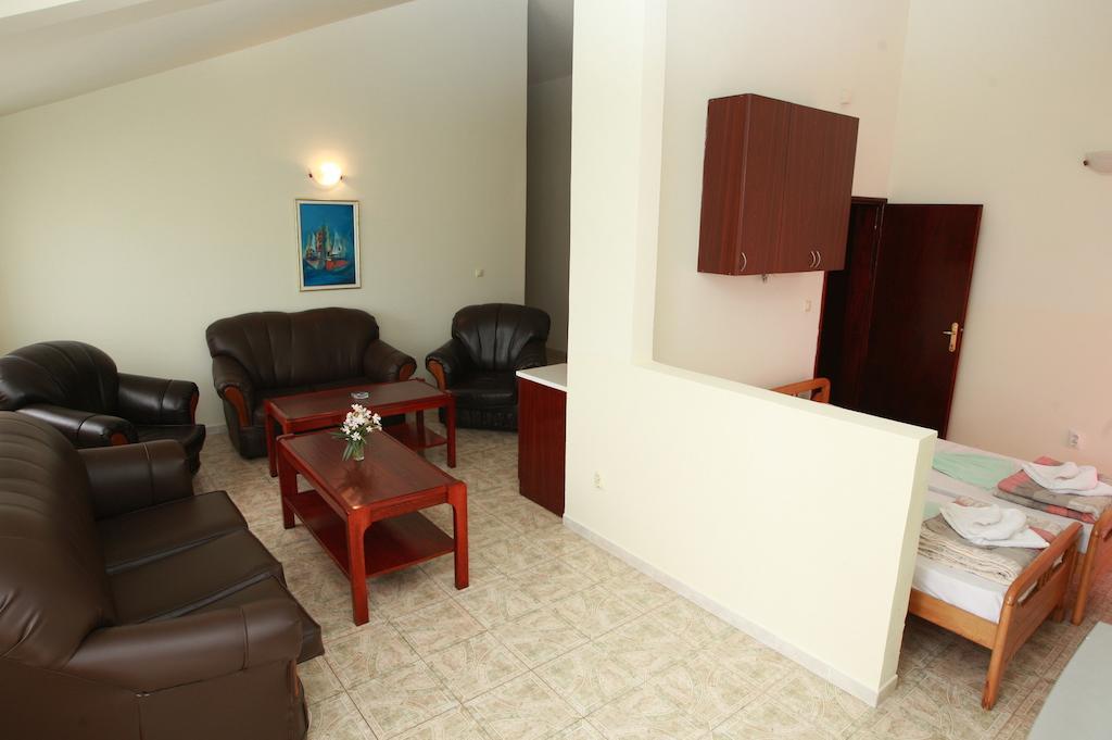 Hotel Vila Prestige Budva Zimmer foto