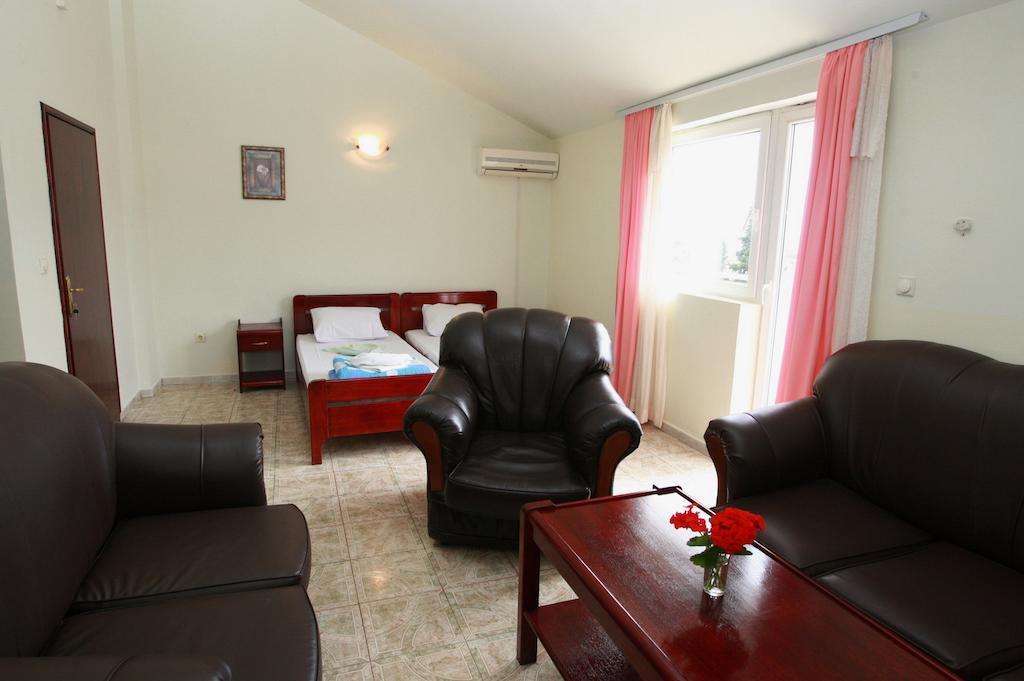 Hotel Vila Prestige Budva Zimmer foto